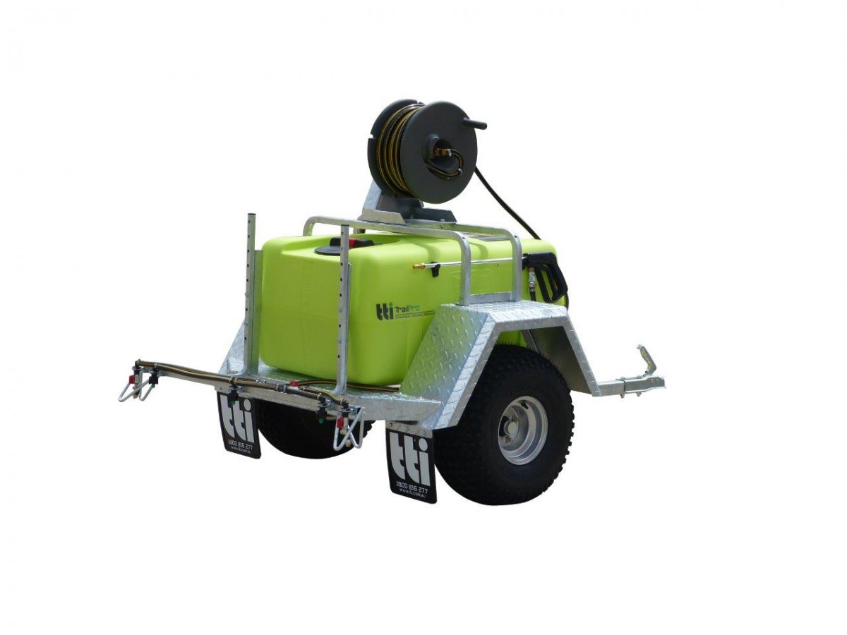 TrailPro200L - Trailer Sprayer with Versatile Boom, 30m Hose Reel